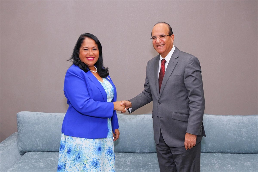 Presidenta PAL Maritza López visita al Presidente de la JCE