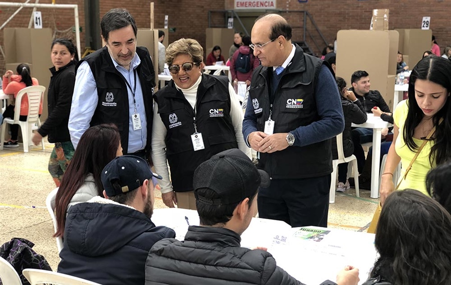 Castaños Guzmán concluye Jefatura de Misión en Colombia