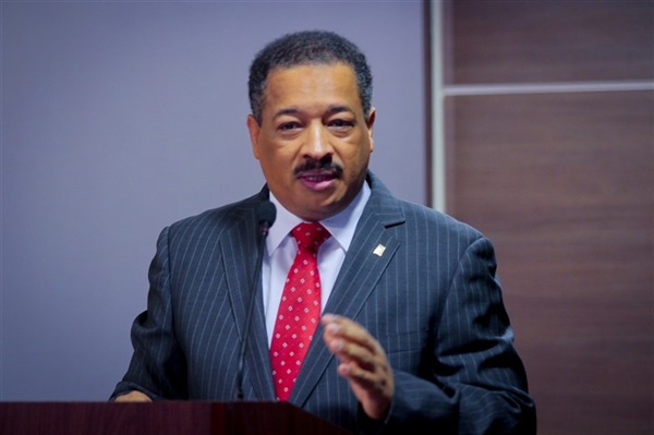 Presidente JCE presenta a delegados partidos políticos estado proceso renovación cédula se desarrolla en el país y el exterior