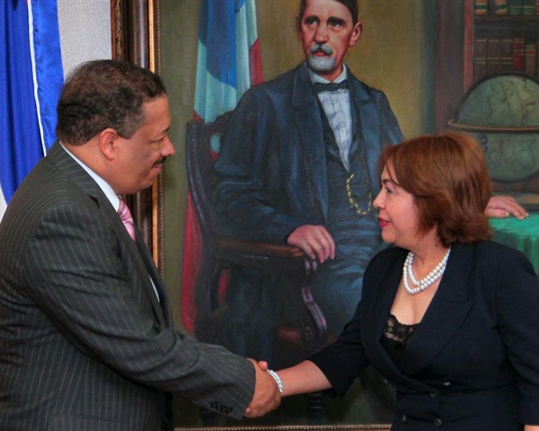 Coordinadora General Participación Ciudadana exhorta a la población a buscar su nueva cédula de identidad y electoral