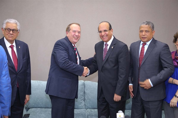 Castaños Guzmán aboga por el uso transparente de los recursos del Estado