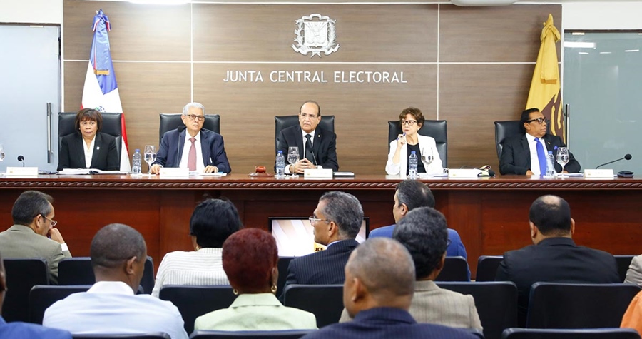 Pleno JCE celebra Audiencia Pública para conocer impugnaciones sobre conformación 158 Juntas Electorales