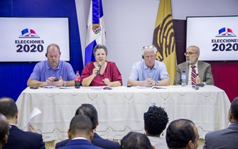 IFES sostiene reunión con representantes de partidos políticos sobre sistema de Voto Automatizado