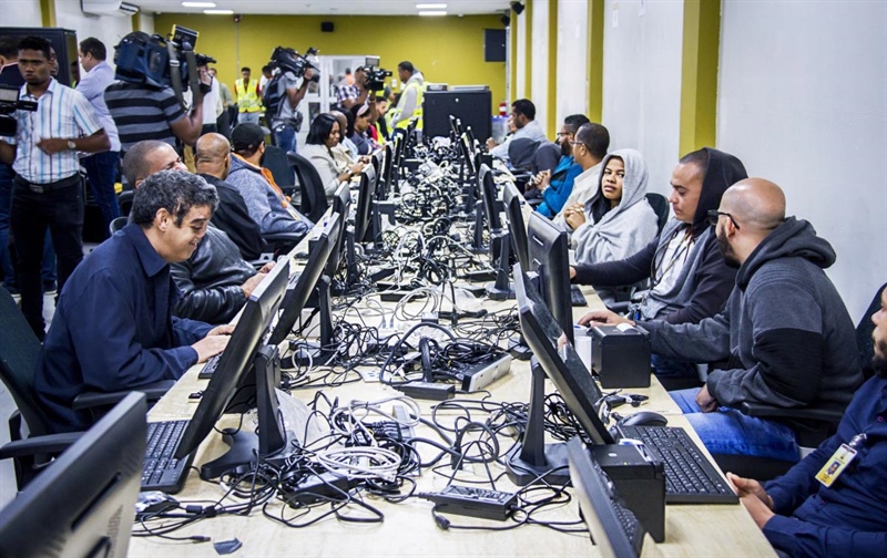 JCE inicia clonado de equipos del Voto Automatizado para elecciones municipales 2020.