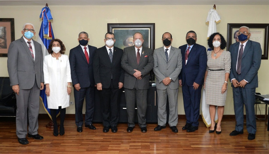 Titulares del pleno de la JCE entregan ante Cámara de Cuentas declaraciones juradas de bienes