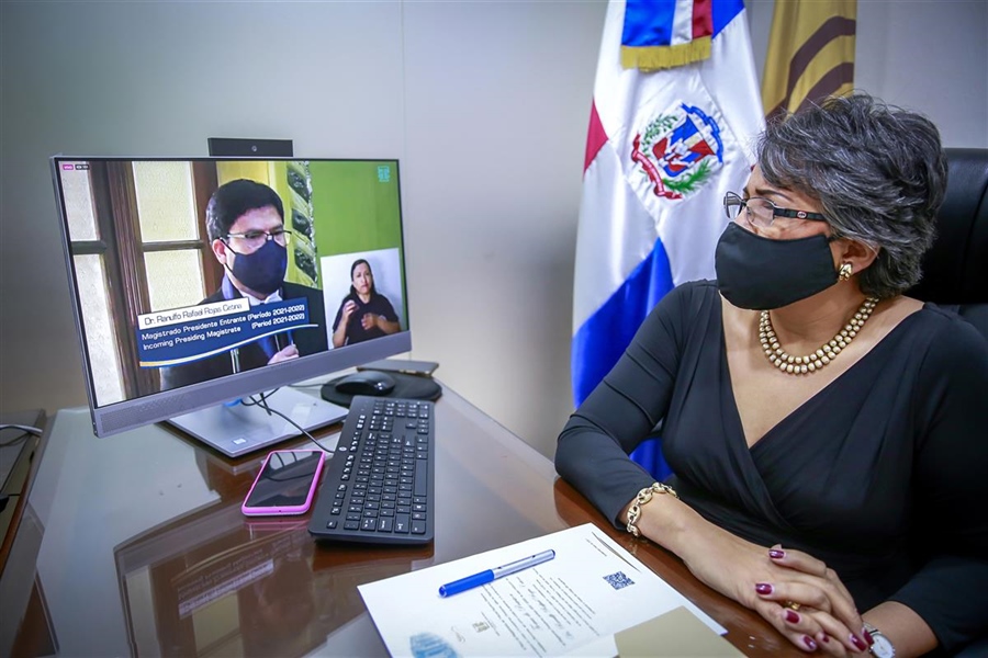Suplente del presidente de la JCE participó de manera virtual en toma de posesión del presidente de TSE de Guatemala