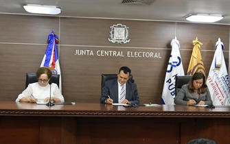 JCE firma acuerdo de colaboración institucional con Ministerio Público y Ministerio de la Mujer