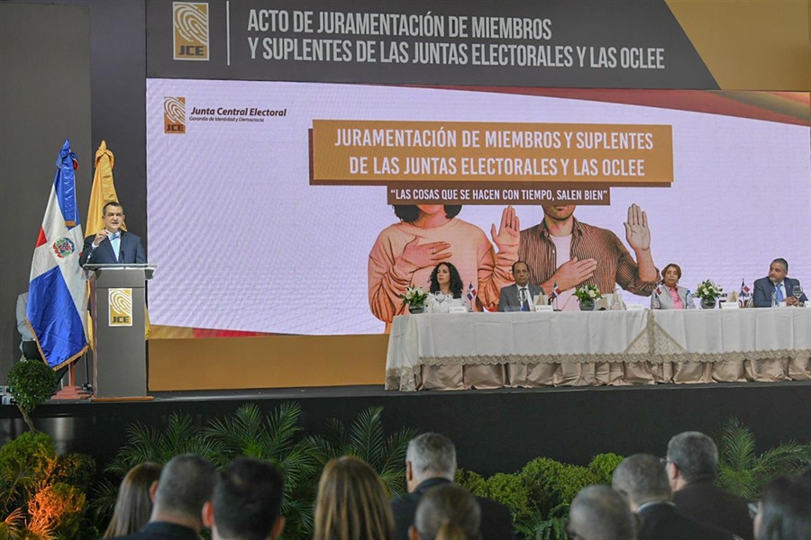 Pleno de la JCE juramenta a 1,617 miembros de Juntas Electorales y de las OCLEE de cara a elecciones de 2024