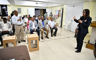 JCE realiza conversatorio sobre el Voto Consciente a miembros del CDP y del SNTP en SDE