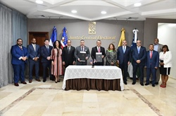 JCE firma acuerdo con el Departamento de la Policía de Nueva York