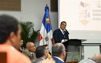 Presidente de la JCE comparte 18 mensajes claves a tomar en cuenta para las elecciones municipales; ofrece conferencia en la UCSD