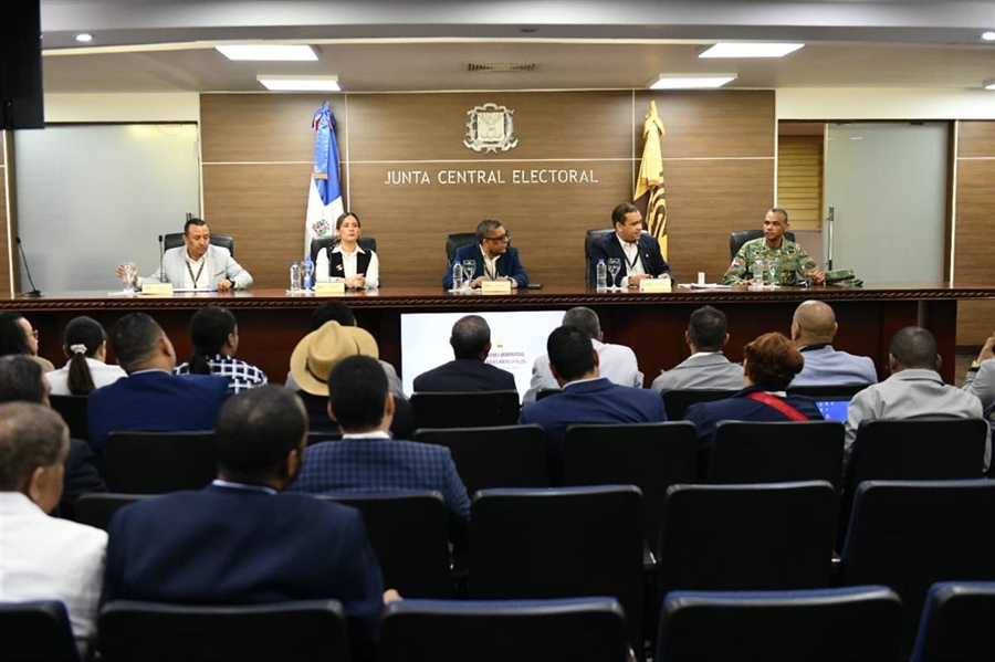 Mesa Técnica de la JCE ultima detalles con organizaciones políticas de cara a elecciones municipales