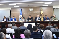 Presidente de la JCE encabeza reunión con miembros de juntas electorales de la zona metropolitana de cara a elecciones presidenciales y congresuales