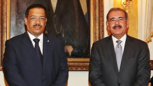 Presidente Danilo Medina recibe Presidente JCE
