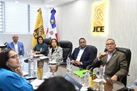 JCE y Conadis se reúnen para garantizar que el proceso de renovación de la Cédula de Identidad y Electoral sea accesible