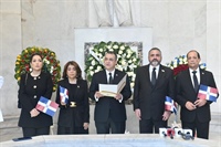 JCE deposita ofrenda floral en el Altar de la Patria con motivo a el 181 aniversario de la Independencia Nacional