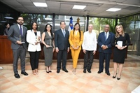 JCE-IESPEC ponen en circulación “Compendio de Ensayos en Materia Electoral y del Estado Civil” del “Tercer Concurso Nacional de Ensayo: Democracia e Identidad 2024”