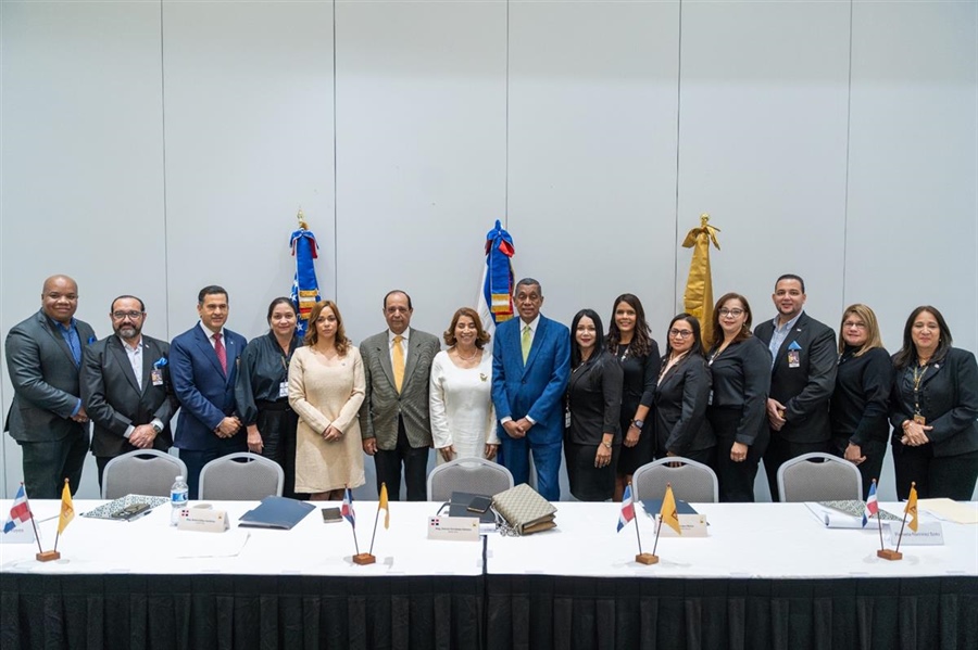 JCE recibe propuestas de aspirantes a miembros de las OCLEE en PR, Orlando y Miami