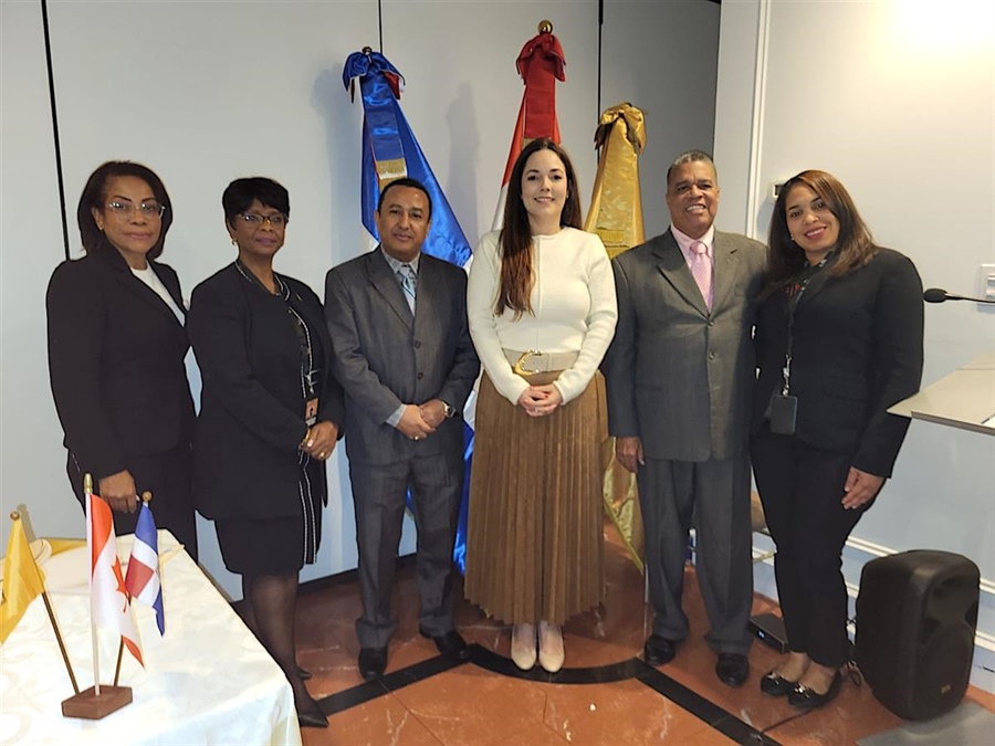 JCE recibe propuestas de aspirantes a miembros de las OCLEE en Curazao, San Martín, Toronto y Montreal