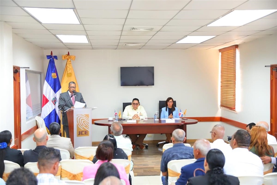 JCE recibe propuestas de aspirantes a miembros de las JE de Dajabón, Montecristi, San Ignacio de Sabaneta y Mao