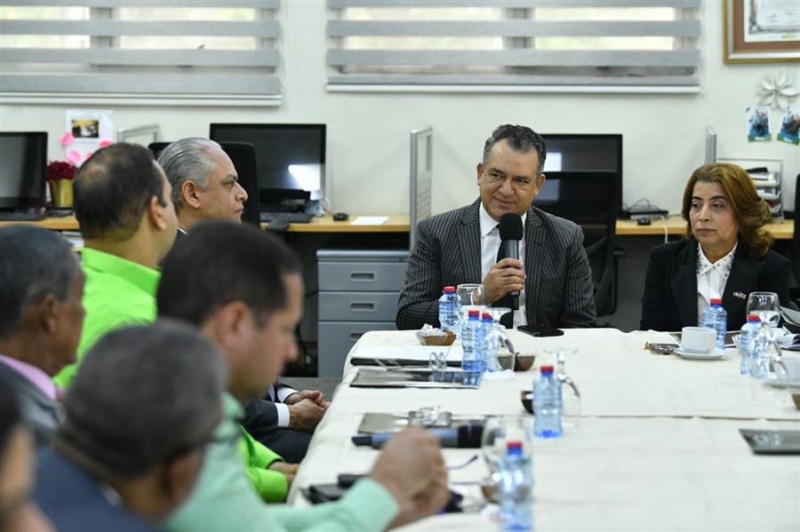 JCE y PGR tratan en reunión de trabajo sobre la nueva cédula