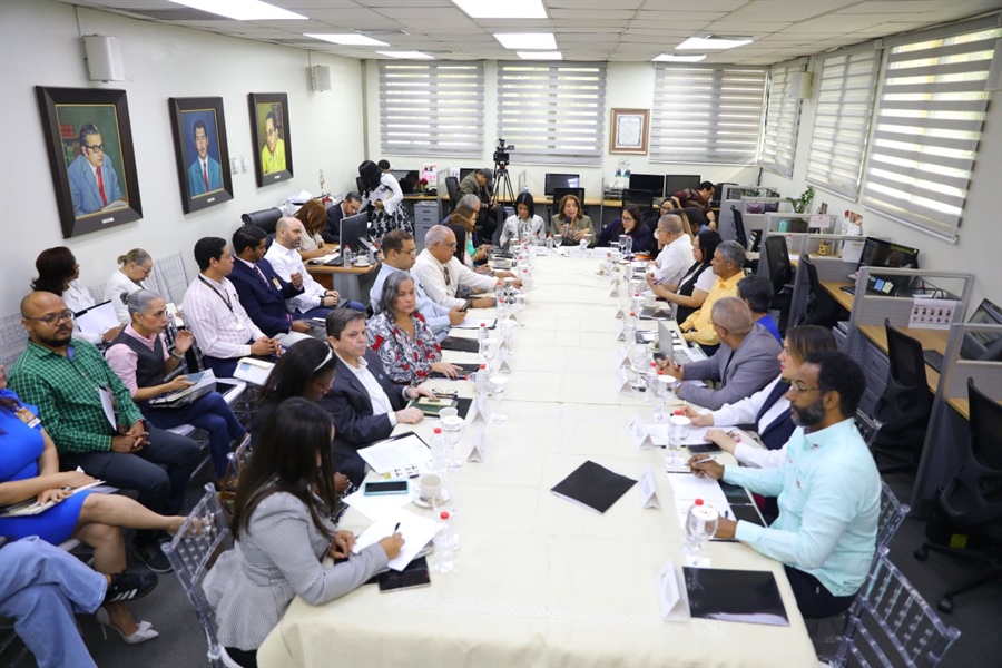 JCE socializa estrategias inclusivas sobre la cédula de identidad y electoral y cédula de identidad