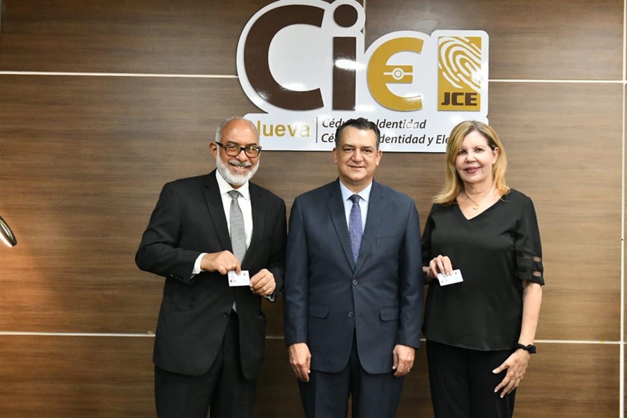 Persio Maldonado resalta trascendencia de nueva cédula para la modernización del Estado y el sistema electora