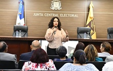 Patricia Lorenzo se reúne con secretarios de Juntas Electorales del...