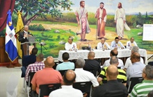 JCE presenta proyecto de cedulación en la Diócesis de SFM; católicos...
