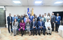 JCE presenta el proyecto de la nueva cédula a miembros de...