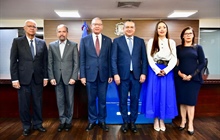 JCE incorpora en nueva Cédula símbolos patrios tras aval del Instituto...