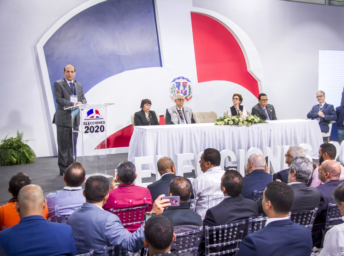 Pleno JCE suspende proceso de Elecciones Municipales en todo el país
